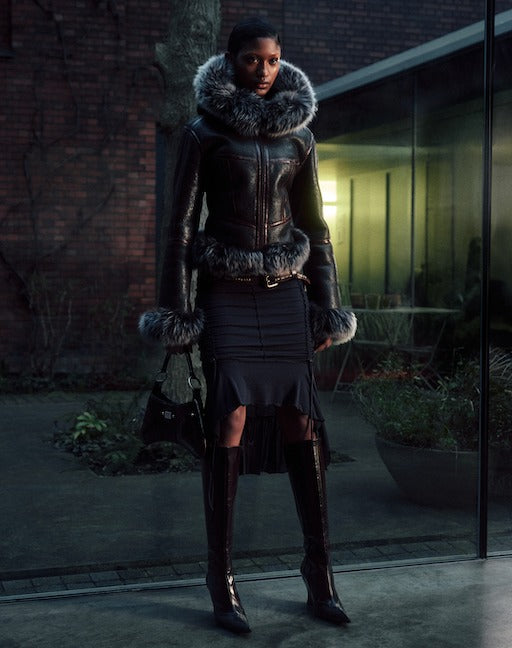 AW25