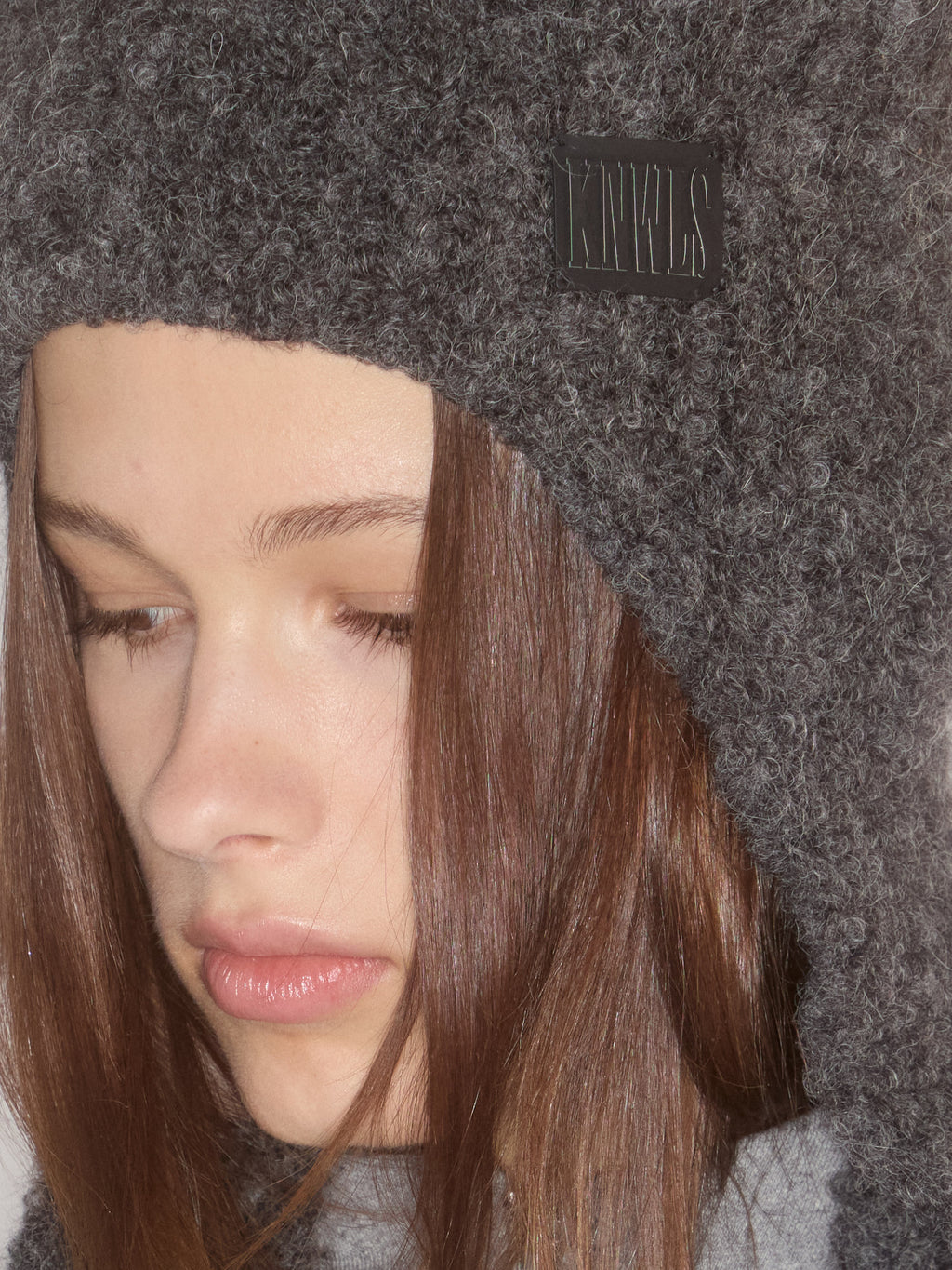 Precious Bonnet Charcoal