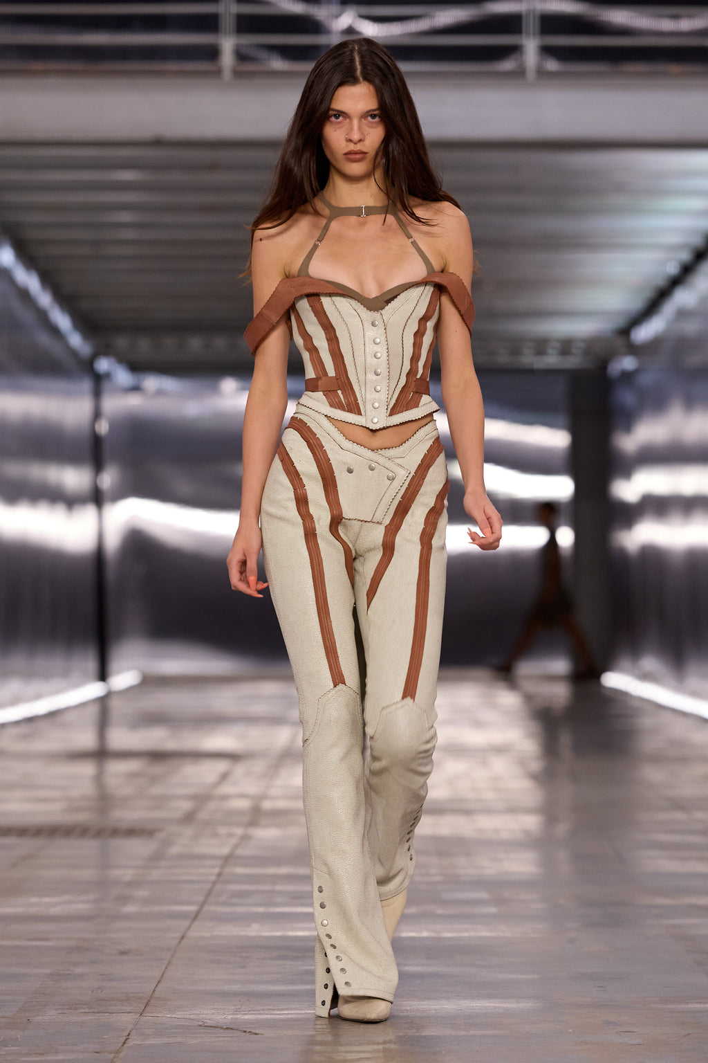 Scallop Corset Ivory