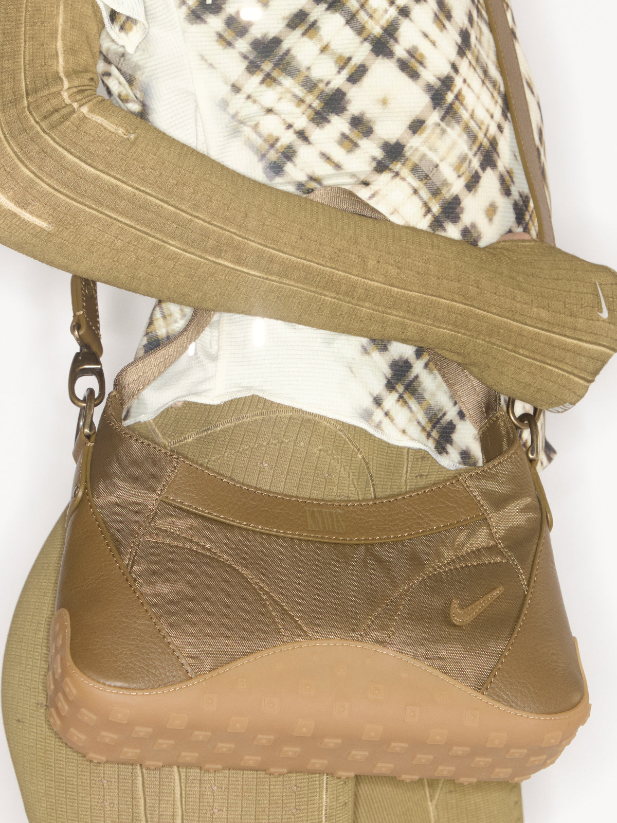 n0n0　0331 KNWLS Nike Razr Run Bag Yukon Brown