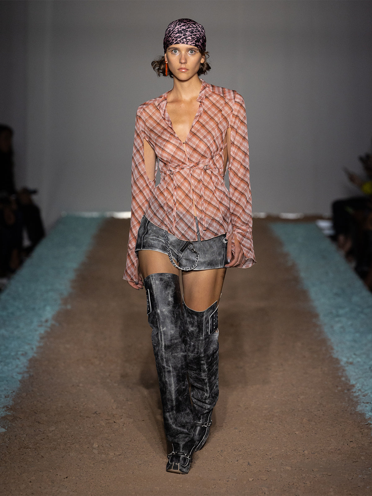 Nihil Shorts Moto Black