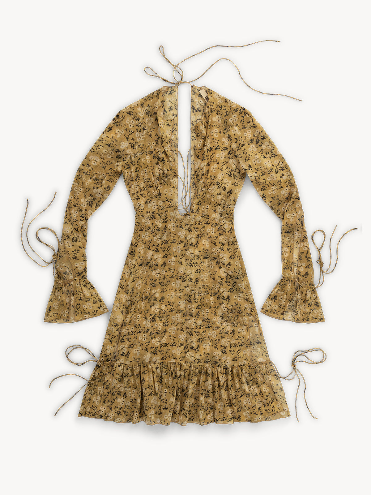 Serpent Dress Wall Flower